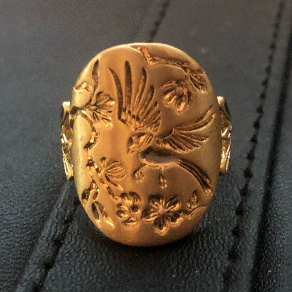Stunning Intricate Gold Ring